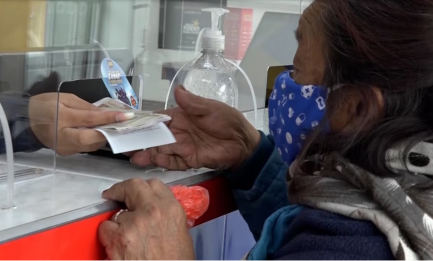 Bono pensional de $225.000 para adultos mayores desde junio
