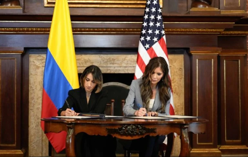 Kristi Noem Promete Apoyo a Colombia