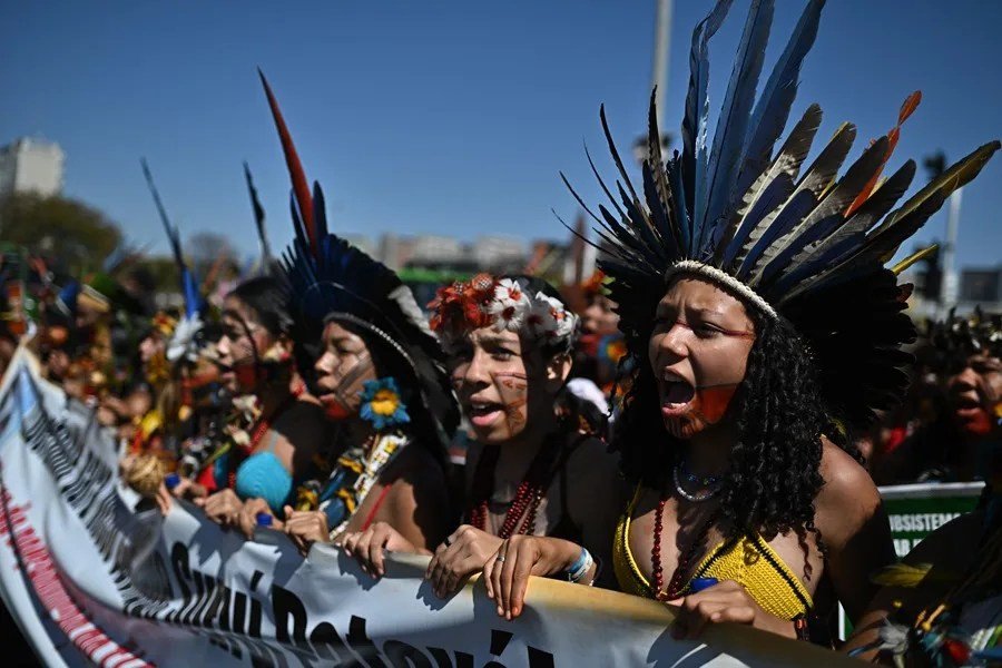 Mujeres indígenas exigen en Brasilia