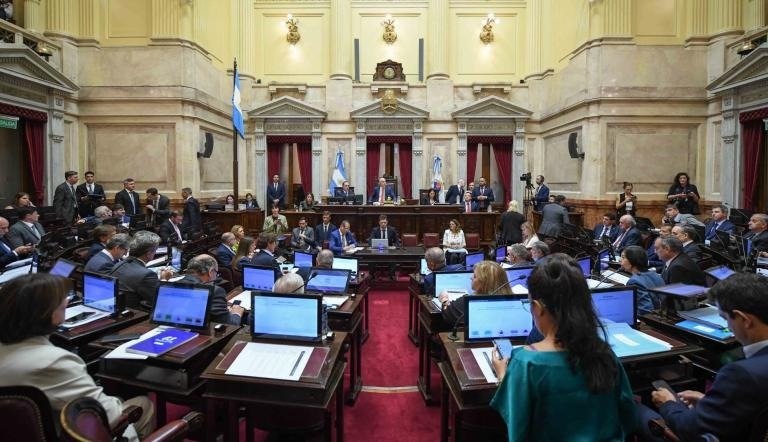 salud pediátrica financiamiento universitario