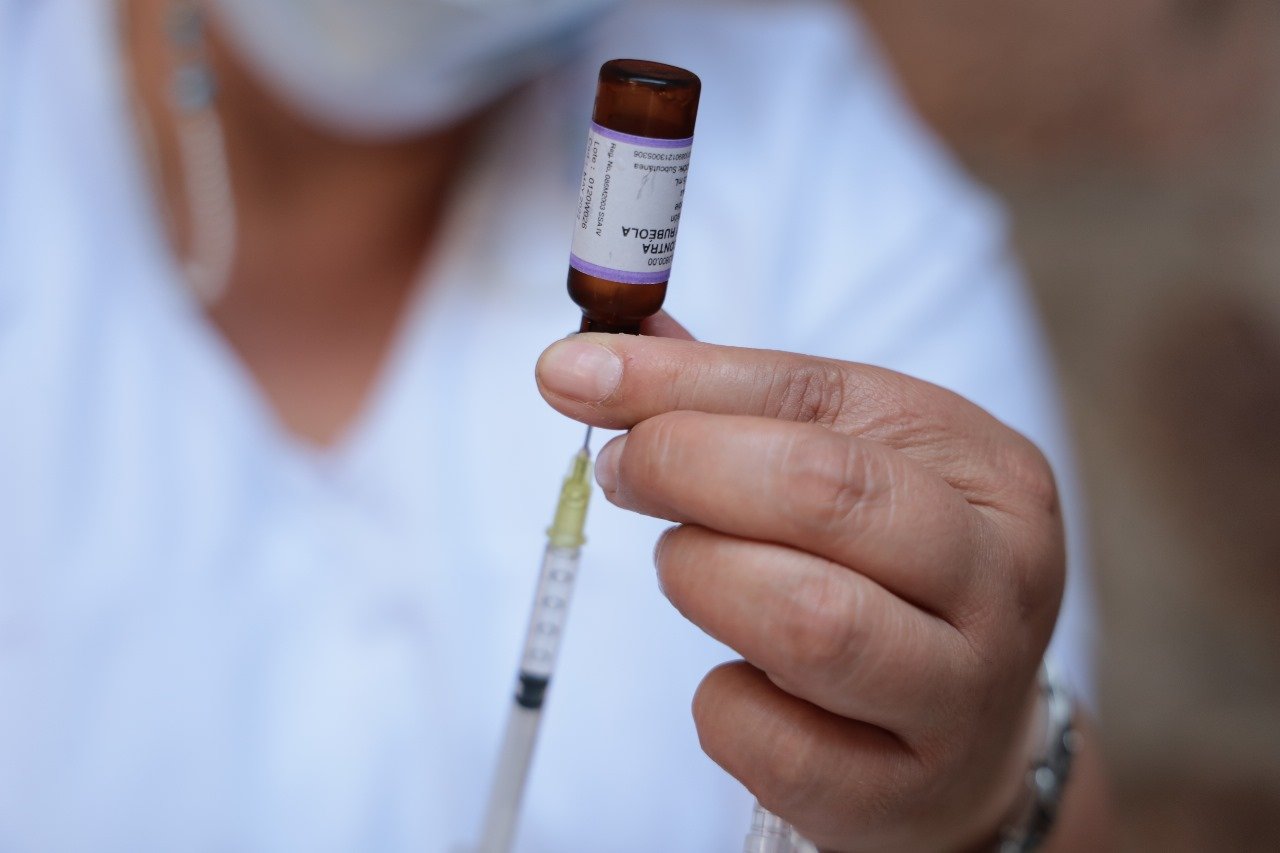 vacuna contra el sarampión