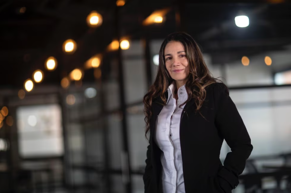 Sondra Macollins exige al próximo presidente implementar tres de sus propuestas para Colombia