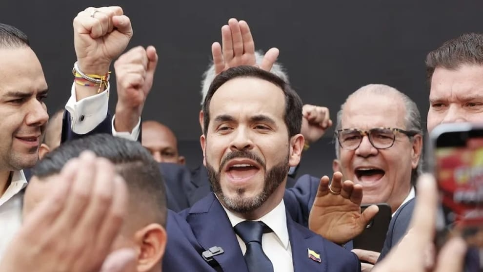 cárcel funcionarios de Petro