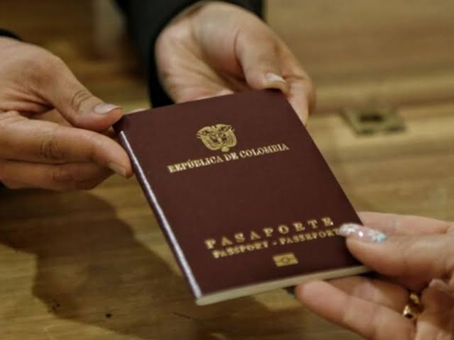 Aeropuertos de Colombia, Chile y Perú exigirán la actualización del pasaporte obligatorio