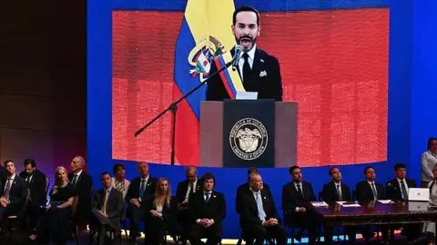 Giros y tensión en la diplomacia internacional tras la toma de posesión presidencial en Colombia