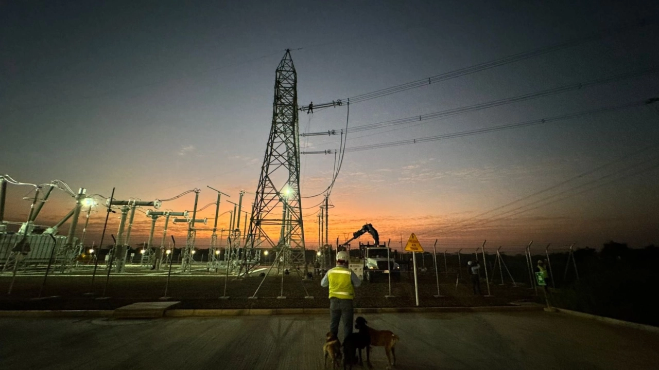 Colombia restablece la exportación de electricidad a Ecuador con 8.67 GWh diarios