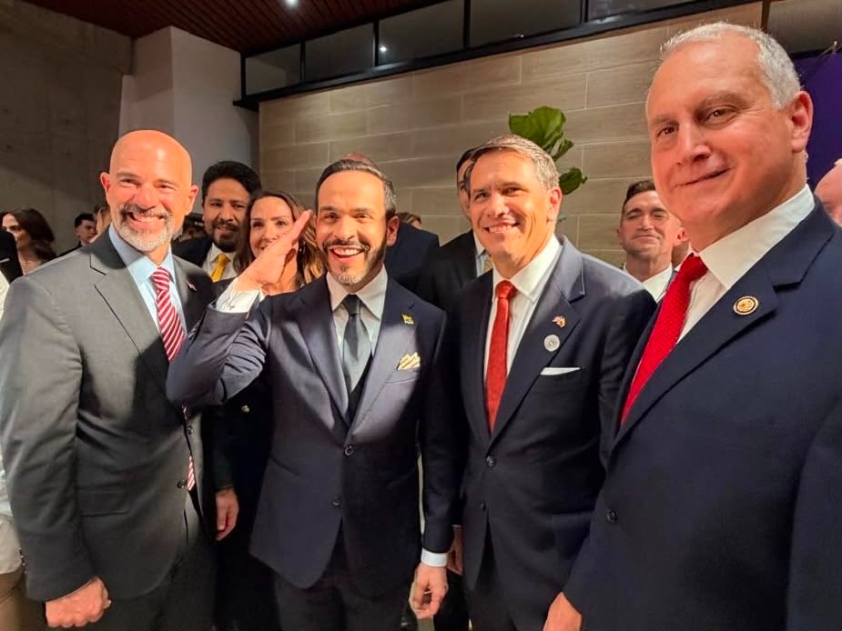 Delegación de Estados Unidos respalda al nuevo gobierno de Abelardo De La Espriella
