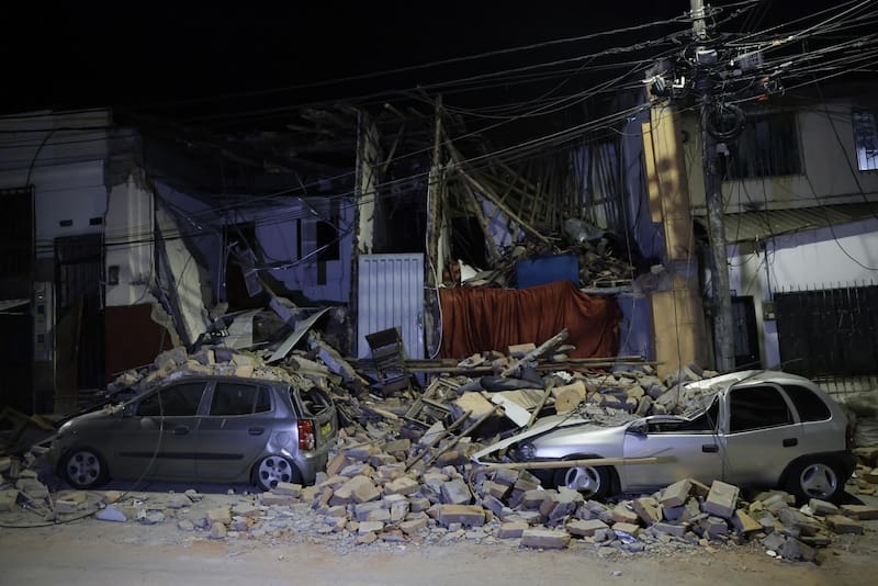 Logran milagroso rescate en Pereira, Colombia, tras 36 horas del terremoto