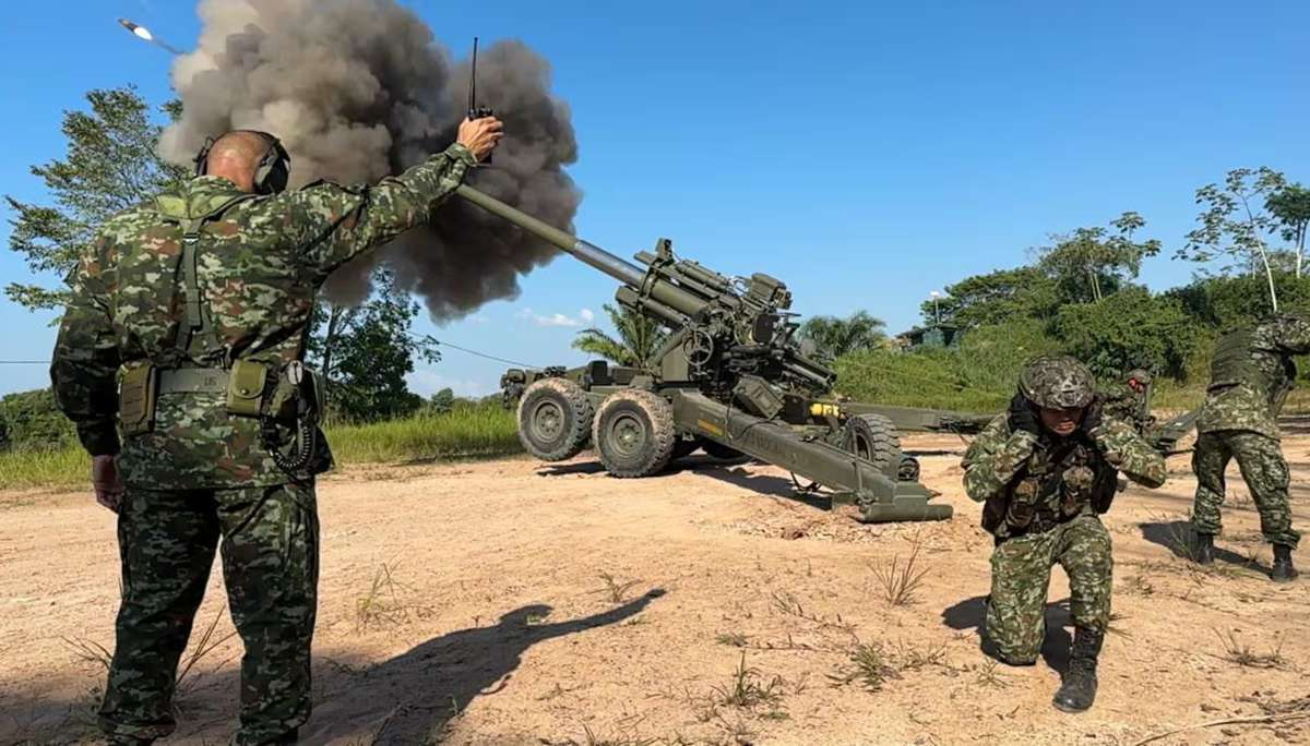 Bombardeo contra el ELN en Colombia deja ocho muertos, según reporte preliminar