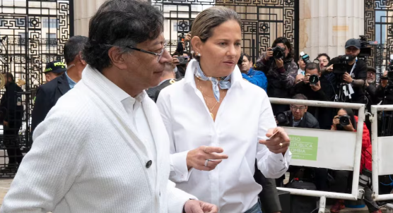 Gustavo Petro lanza mensaje sobre Kelly Lozano en medio del escándalo de Verónica Alcocer